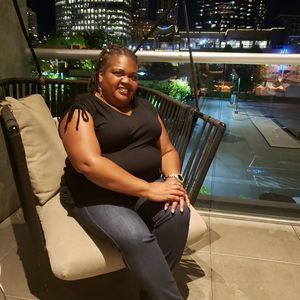 Meet your Posher, Lashunda